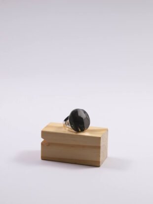 Anillo de plata redondo