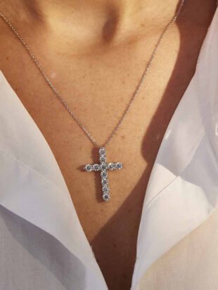 CADENA CON CRUZ DE CIRCONES